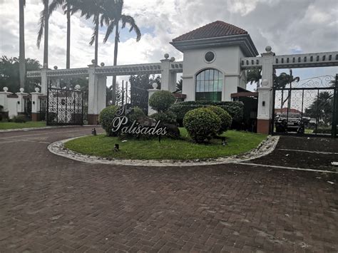 Estefania, Bacolod, Negros Occidental House and lot For Sale.